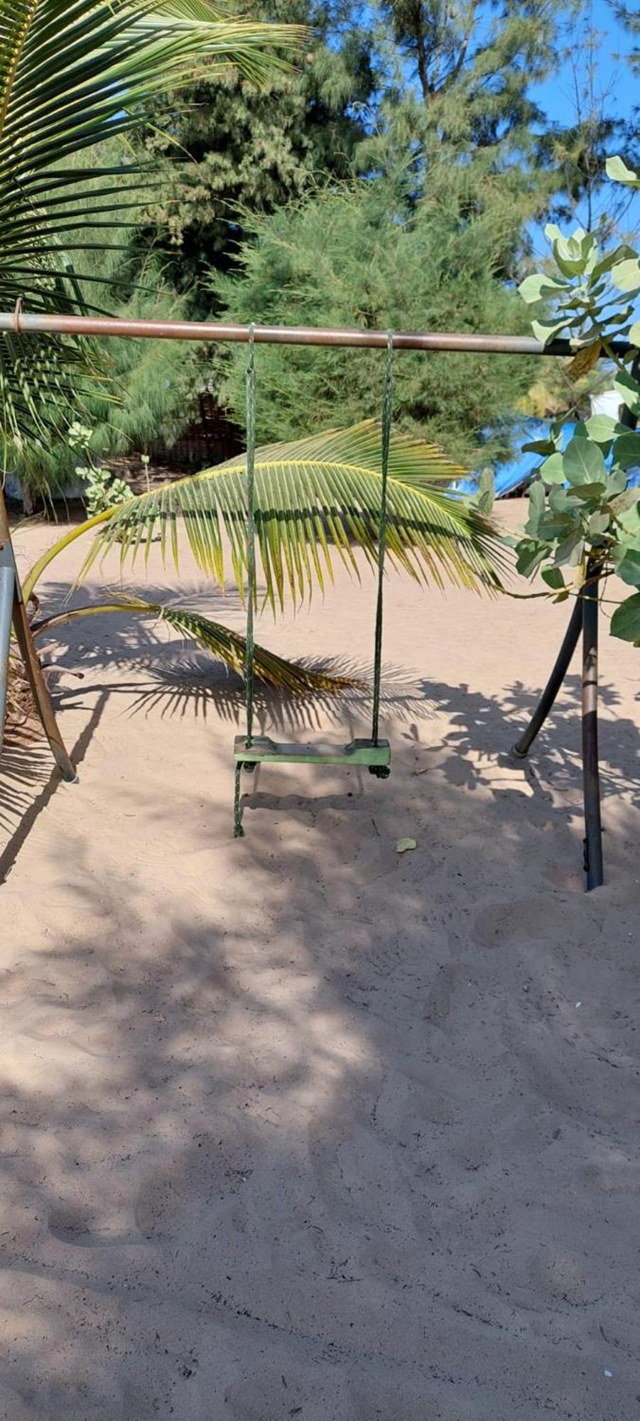 Mangrove Beach Sanyang Buitenkant foto